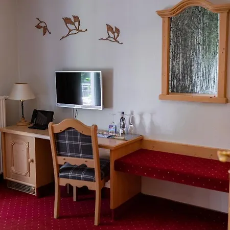 Landgasthof Zum Muhlenteich 4*